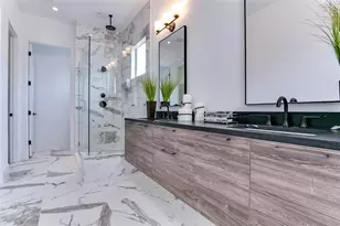 317 E 2nd St, Houston, TX 77007 - Photo 1