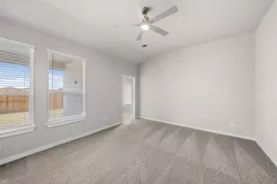 1743 Pecan Woods Ln, Conroe, TX 77301 - Photo 9