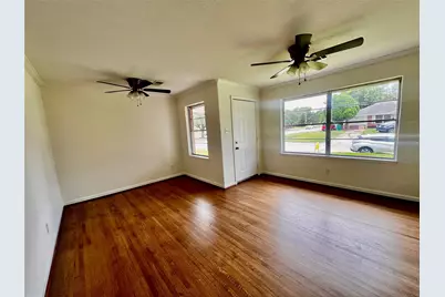 2102 Blueberry Lane, Pasadena, TX 77502 - Photo 5