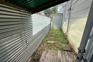 627 E 14th St, Houston, TX 77008 - Photo 19