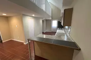 627 E 14th St, Houston, TX 77008 - Photo 5