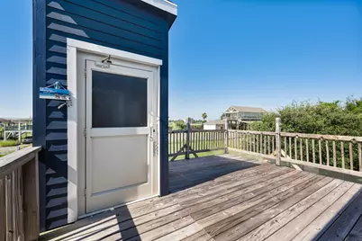 2005 Madison Avenue, Port Bolivar, TX 77650 - Photo 27