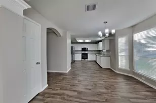 24810 Butterwick Dr, Spring, TX 77389 - Photo 5