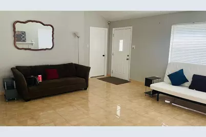 10070 Green Valley Lane, Houston, TX 77064 - Photo 5