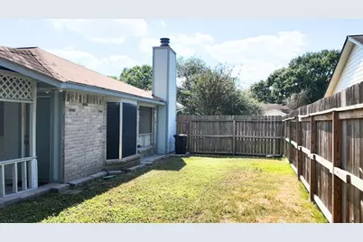 10070 Green Valley Lane, Houston, TX 77064 - Photo 5