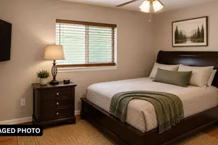 10070 Green Valley Ln, Houston, TX 77064 - Photo 15
