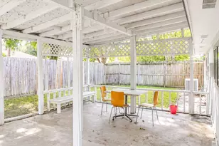 10070 Green Valley Ln, Houston, TX 77064 - Photo 13