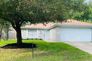 10070 Green Valley Ln, Houston, TX 77064 - Photo 1