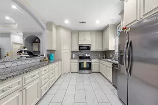 2233 Hoss Ct, Conroe, TX 77306 - Photo 7