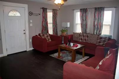 138 S Pecan Drive, Texas City, TX 77591 - Photo 3