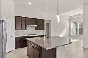 417 Emory Peak Ln, New Caney, TX 77357 - Photo 5