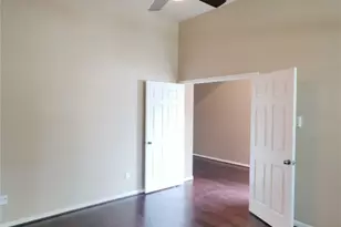 10115 Forest Spring Ln, Pearland, TX 77584 - Photo 9