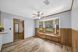 7605 Becky Ln, Wallis, TX 77485 - Photo 5
