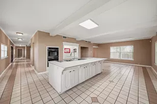 9719 I 10 Frontage Rd, Sealy, TX 77474 - Photo 13