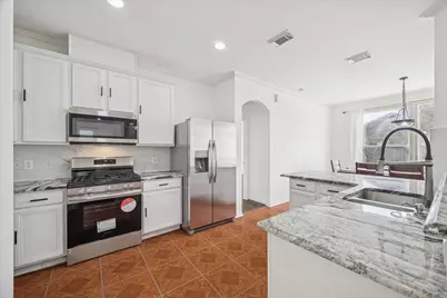 11811 Keswick Pines Lane, Houston, TX 77066 - Photo 3