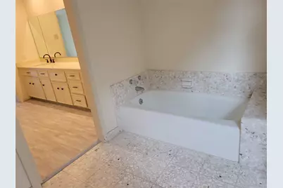 406 Fox Briar, Sugar Land, TX 77478 - Photo 11