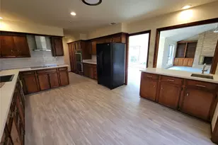 406 Fox Briar, Sugar Land, TX 77478 - Photo 5