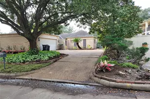 406 Fox Briar, Sugar Land, TX 77478 - Photo 1