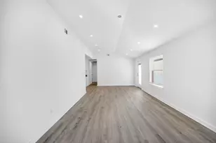 13815 Bay Gardens Dr Dr, Sugar Land, TX 77498 - Photo 3