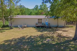290 Wisteria Dr, Livingston, TX 77351 - Photo 1