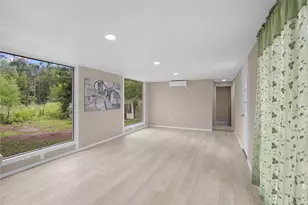 290 Wisteria Dr, Livingston, TX 77351 - Photo 7