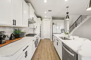 5107 Autumn Hls Trl, Pearland, TX 77584 - Photo 7