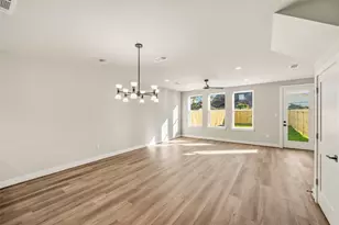 3422 Elser St, Houston, TX 77009 - Photo 5