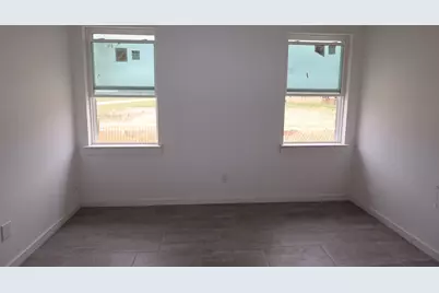 11710 Old Fashion Circle, Mont Belvieu, TX 77535 - Photo 11