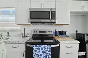 18617 Egret Bay Blvd, Webster, TX 77058 - Photo 11