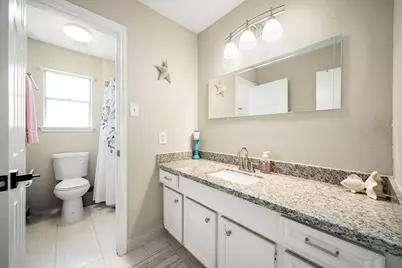 3310 Meadowcreek Drive, Missouri City, TX 77459 - Photo 23