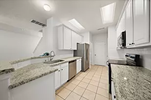 25270 Finchgrove Ln, Katy, TX 77494 - Photo 7