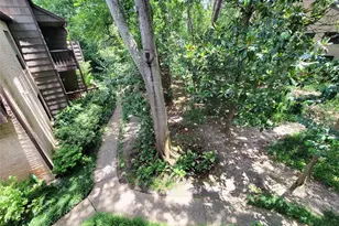 11711 Memorial Dr, Houston, TX 77024 - Photo 19