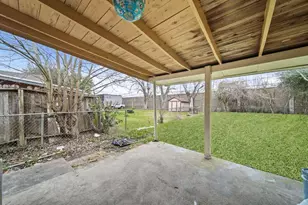 5610 Arthington St, Houston, TX 77053 - Photo 15