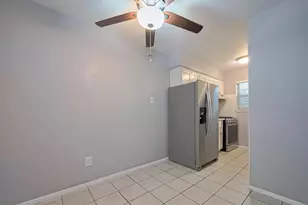 1802 Fairview Ave, Houston, TX 77006 - Photo 5