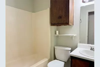 705 Ruth Court #B, Navasota, TX 77868 - Photo 9