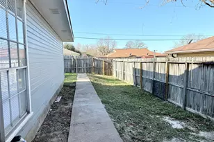 705 Ruth Ct, Navasota, TX 77868 - Photo 13