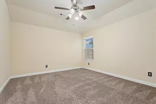 10003 S Whimbrel Cir, Conroe, TX 77385 - Photo 33