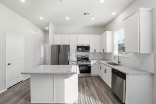 15618 Sycamore Dr, Montgomery, TX 77356 - Photo 11