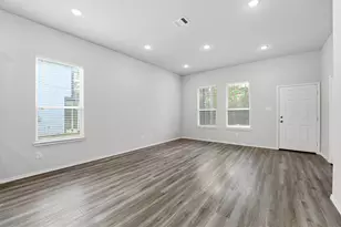 15618 Sycamore Dr, Montgomery, TX 77356 - Photo 7