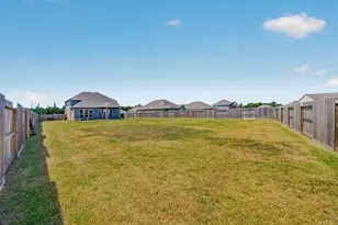 11319 Youngquist Dr, Mont Belvieu, TX 77535 - Photo 49