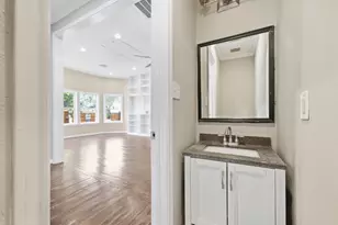 9919 Tebo St, Houston, TX 77076 - Photo 13