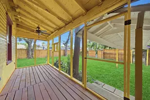 9919 Tebo St, Houston, TX 77076 - Photo 3