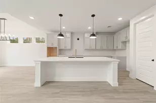 232 Warbler Song Dr, Willis, TX 77318 - Photo 5