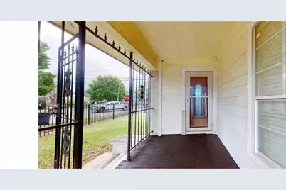 101 Eastgate Street, Houston, TX 77012 - Photo 5