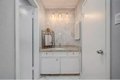 13914 Fawnbrake Drive, Sugar Land, TX 77498 - Photo 39