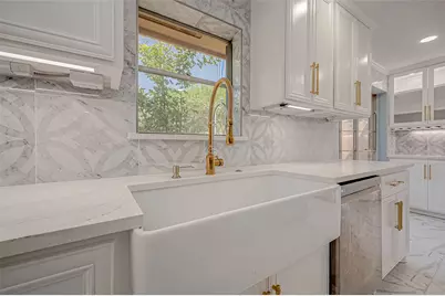 13914 Fawnbrake Drive, Sugar Land, TX 77498 - Photo 21