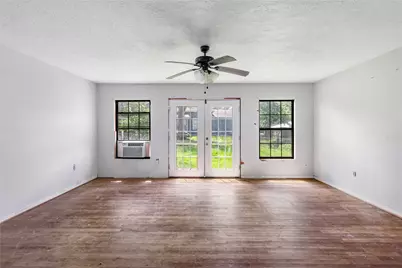 411 N Baron Street, Bellville, TX 77418 - Photo 1