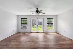 411 N Baron St, Bellville, TX 77418 - Photo 1