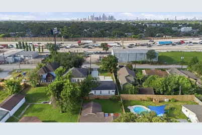 321 Reid Street, Houston, TX 77022 - Photo 39