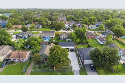 321 Reid Street, Houston, TX 77022 - Photo 37
